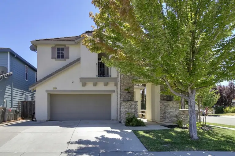 1889-donner-rd-west-sacramento-ca-95691